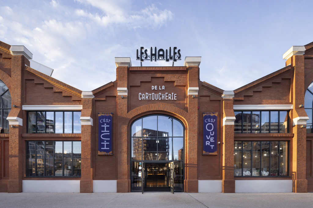 Les Halles de la Cartoucherie Maîtrise d'ouvrage Redman Groupe, Oeco Architectes et Compagnie Les Halles de la Cartoucherie à Toulouse